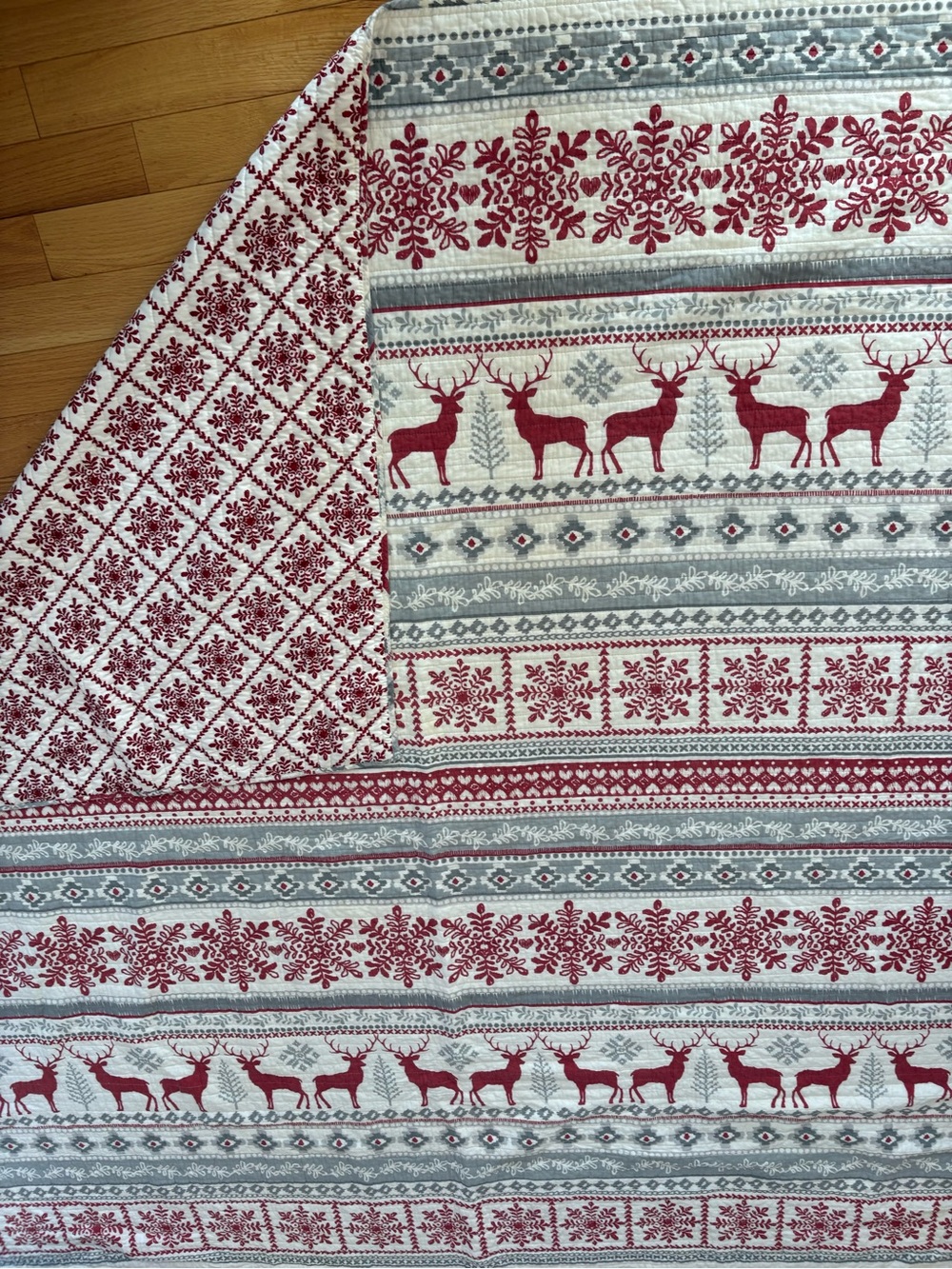 Reversible Christmas Reindeer Bedding Quilt Deer Snowflakes Fair Isle Full/Queen